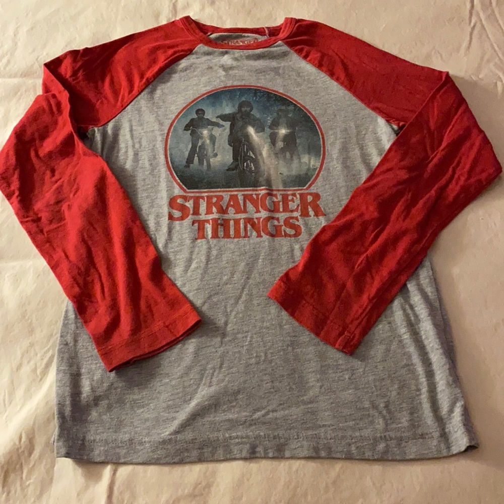 Stranger Things/Target Sz Large Baseball T
